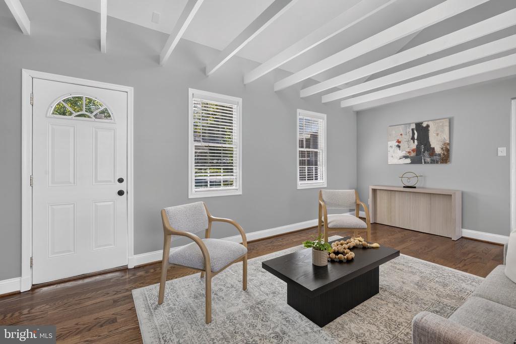 2601 MILITARY ROAD