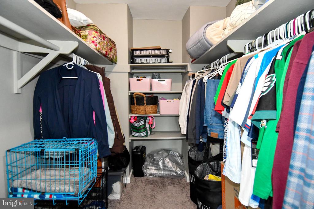 1300 S ARLINGTON RIDGE ROAD Unit: 204