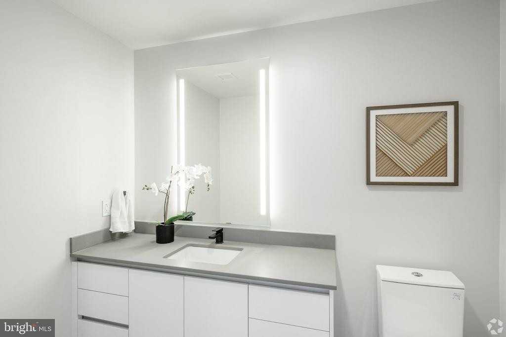 3130 POTOMAC AVENUE Unit: 1106