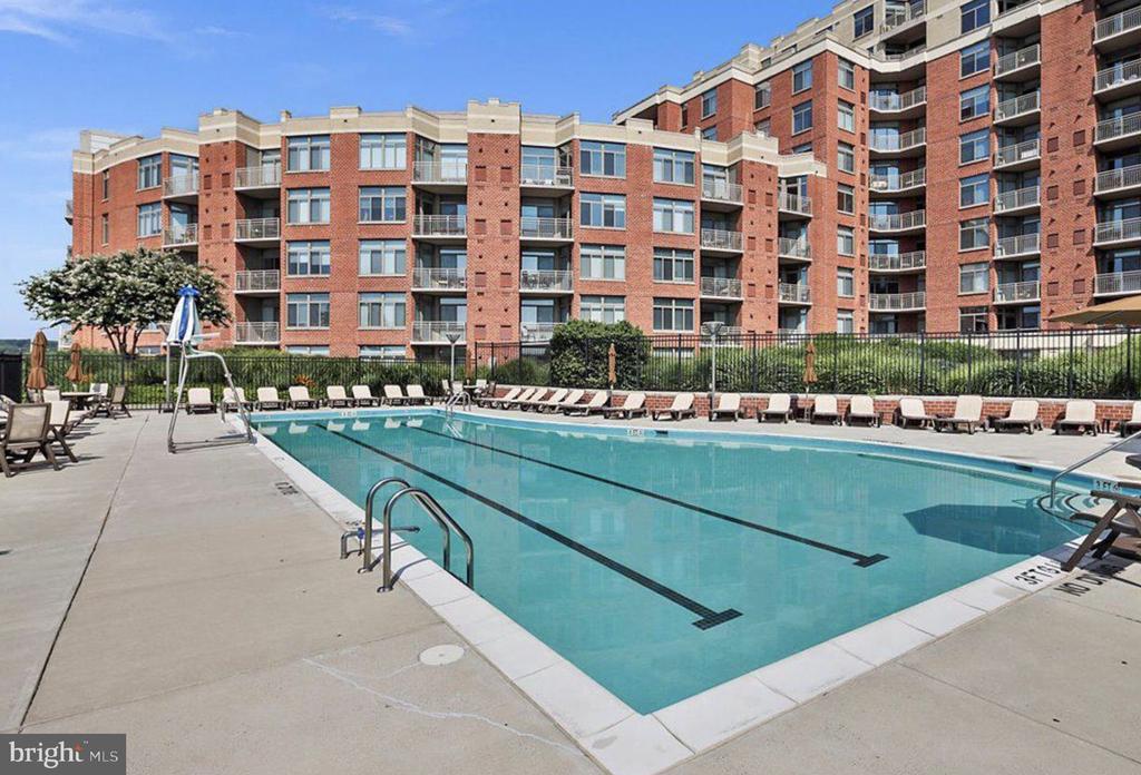 3650 S GLEBE ROAD Unit: 1145