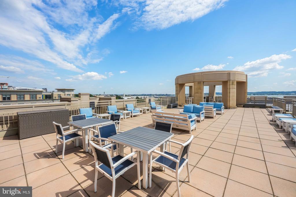 3650 S GLEBE ROAD Unit: 1145