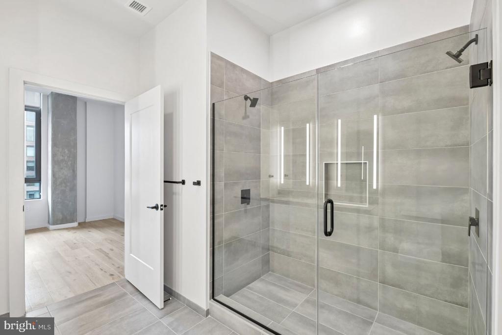 3130 POTOMAC AVENUE Unit: 1107