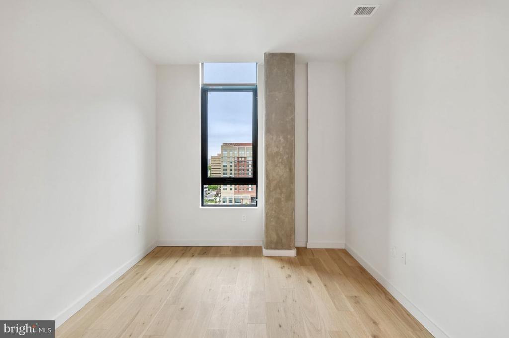 3130 POTOMAC AVENUE Unit: 1107