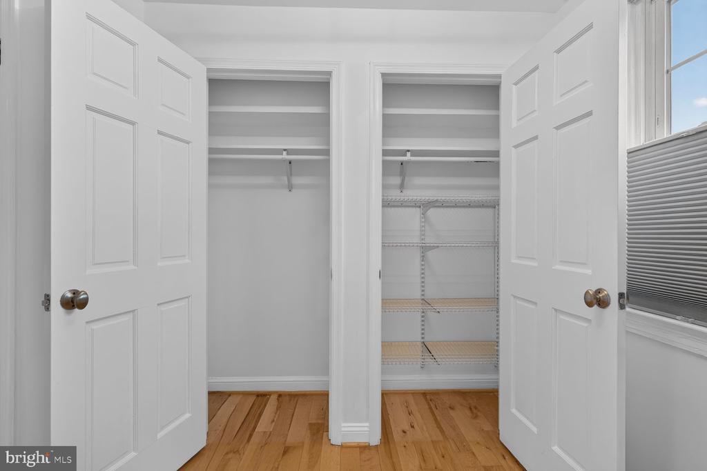 2709 ARLINGTON BOULEVARD Unit: 302