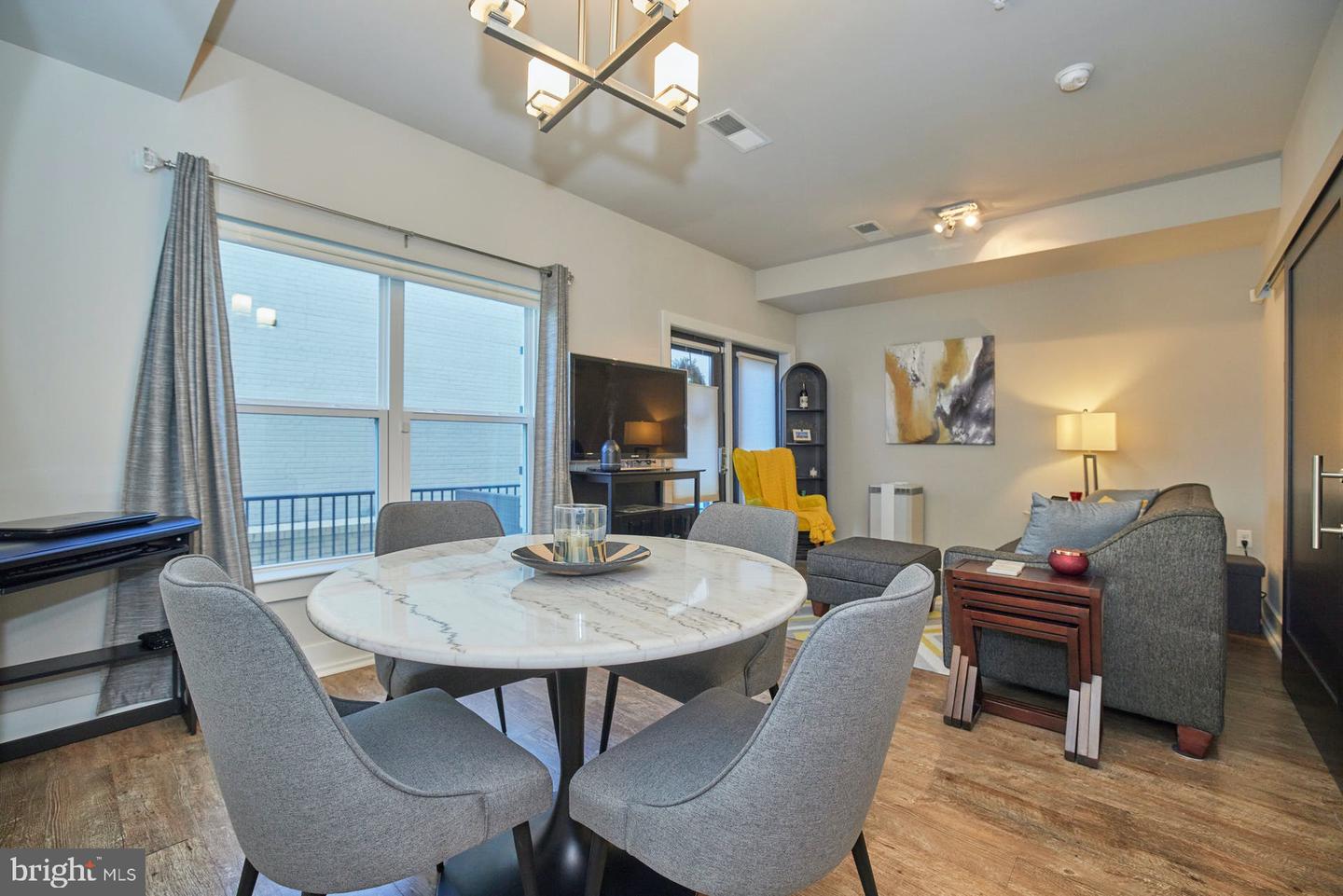 1800 Mount Vernon AVENUE Unit: 101