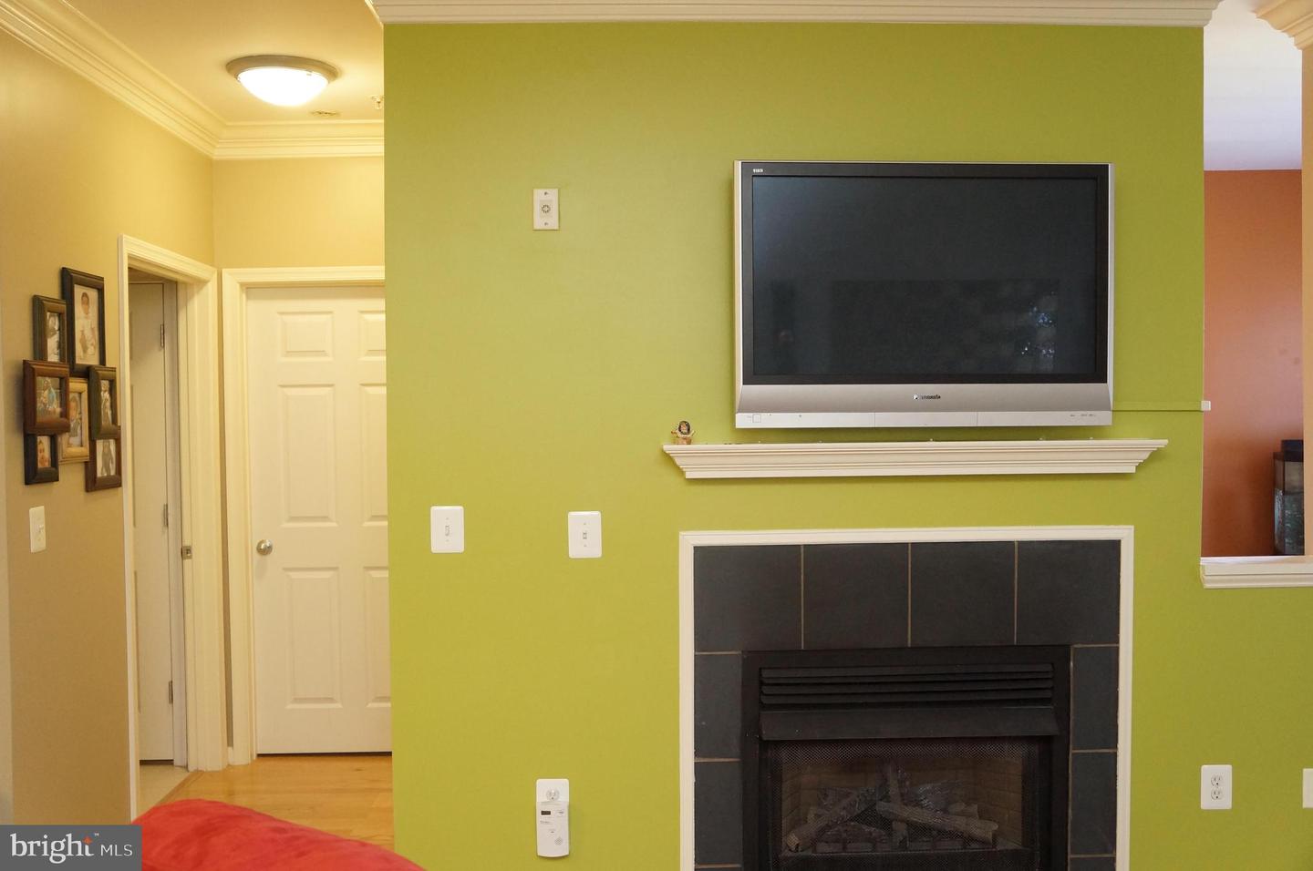 4854 Eisenhower AVENUE Unit: 445