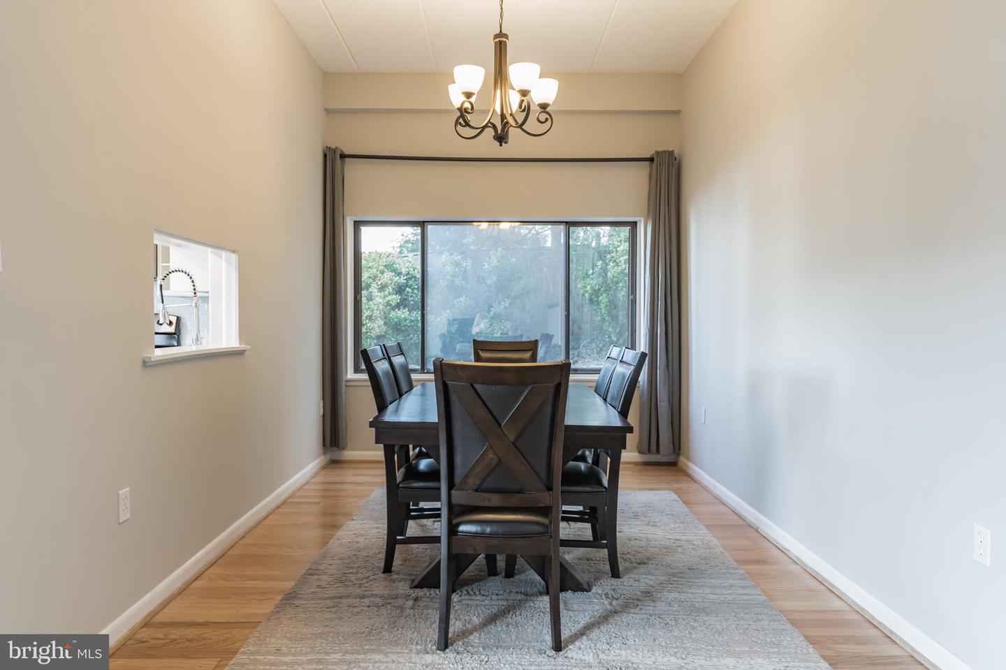130 Roberts LANE Unit: 101