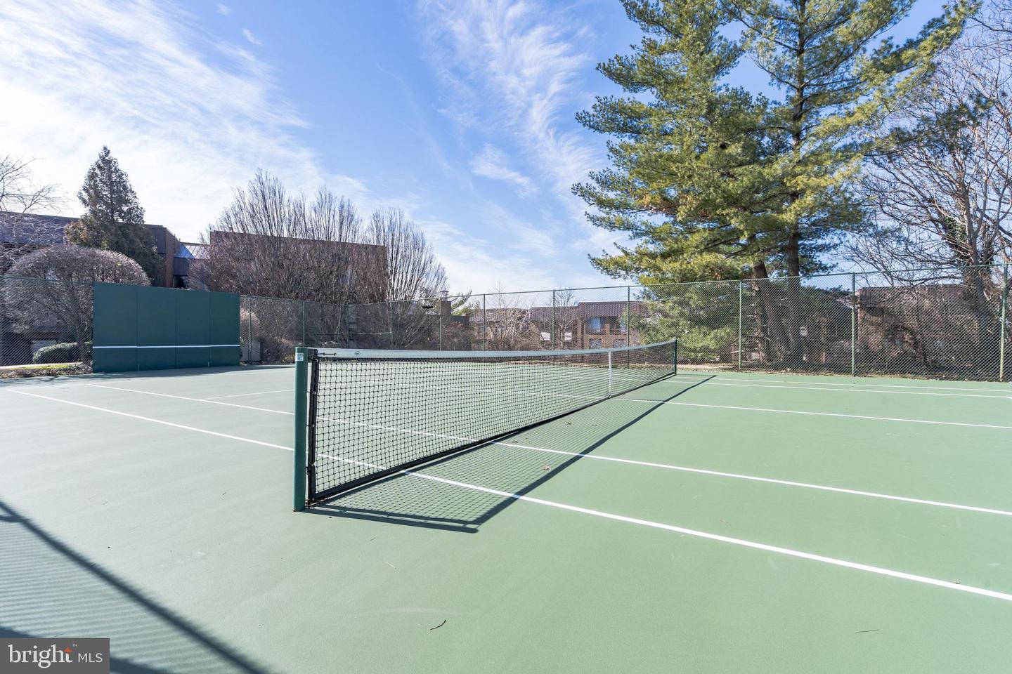 130 Roberts LANE Unit: 101