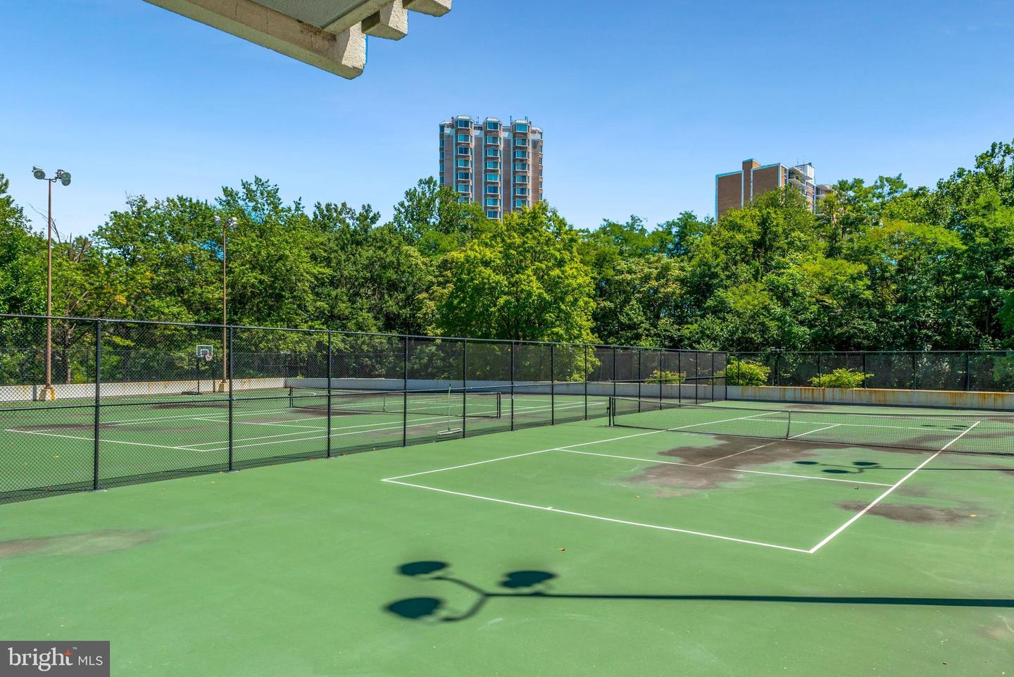 6301 Stevenson AVENUE Unit: 607
