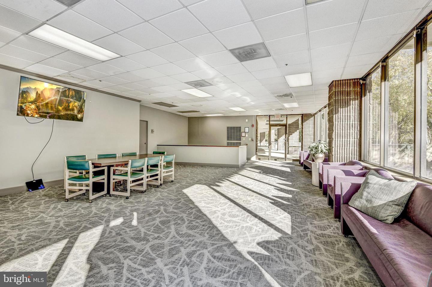 6301 Stevenson AVENUE Unit: 607