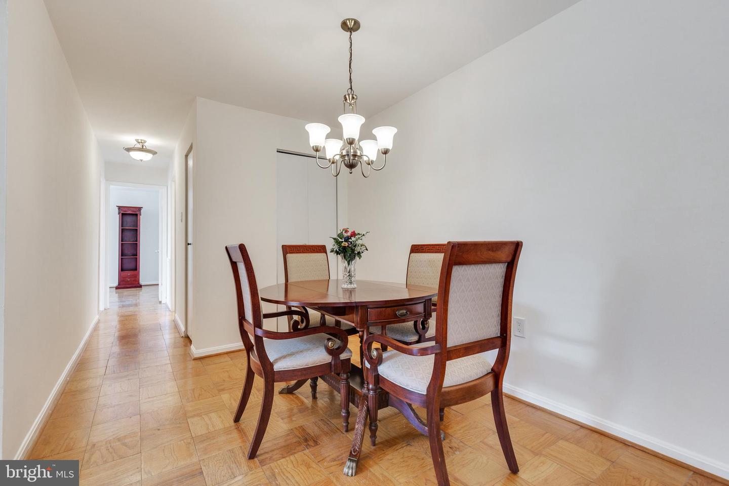 5931 Quantrell AVENUE Unit: 201