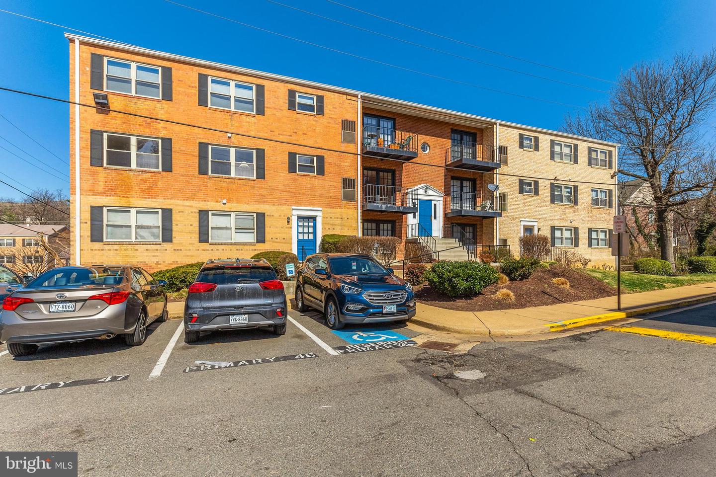 5931 Quantrell AVENUE Unit: 201