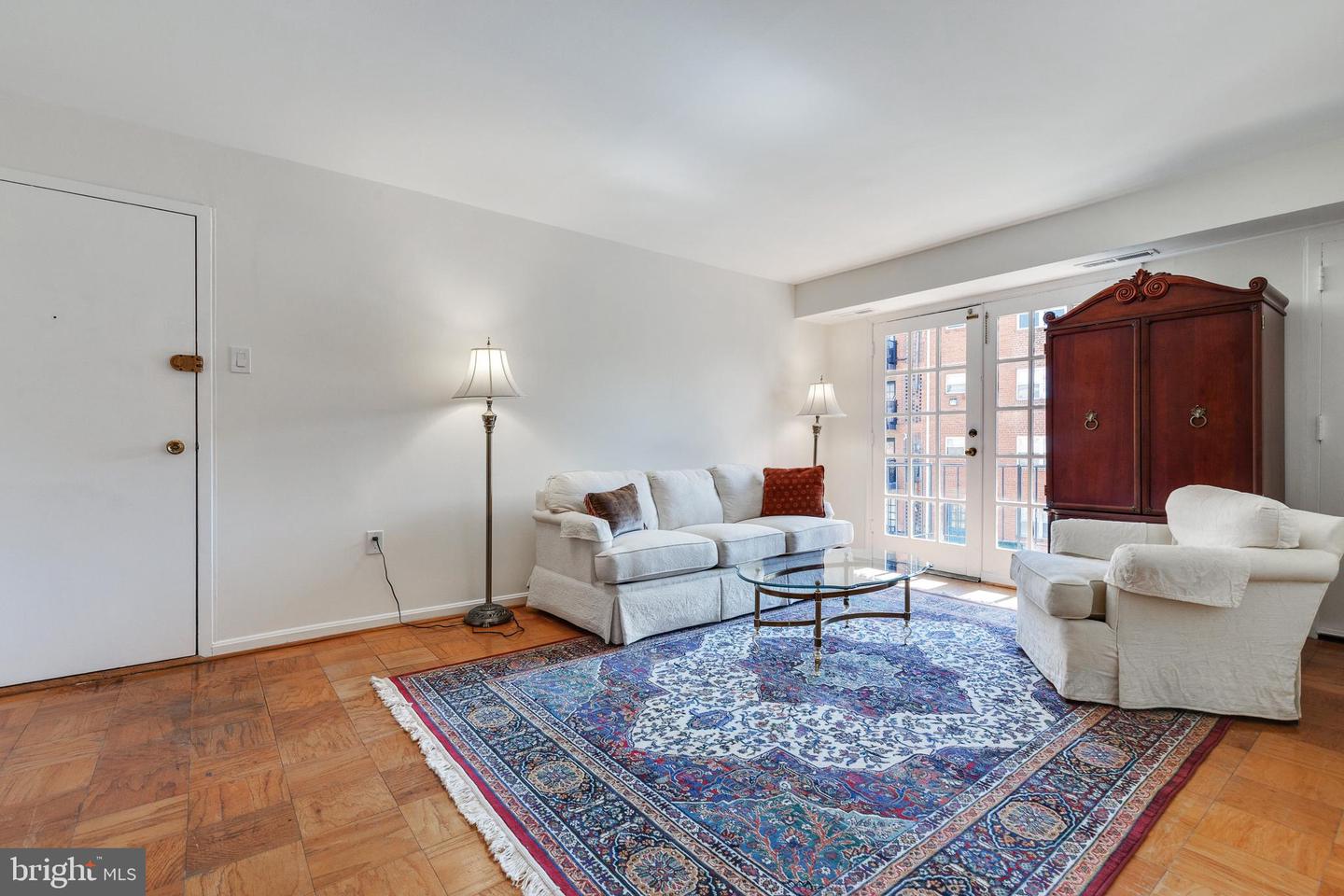 5931 Quantrell AVENUE Unit: 201