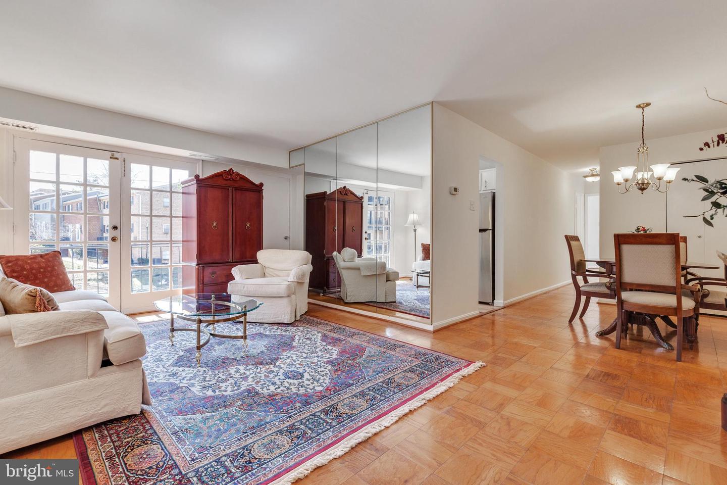 5931 Quantrell AVENUE Unit: 201