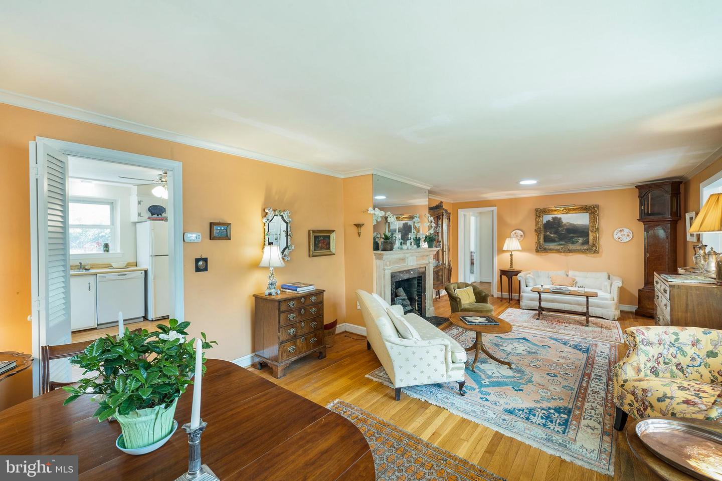 834 Fontaine STREET