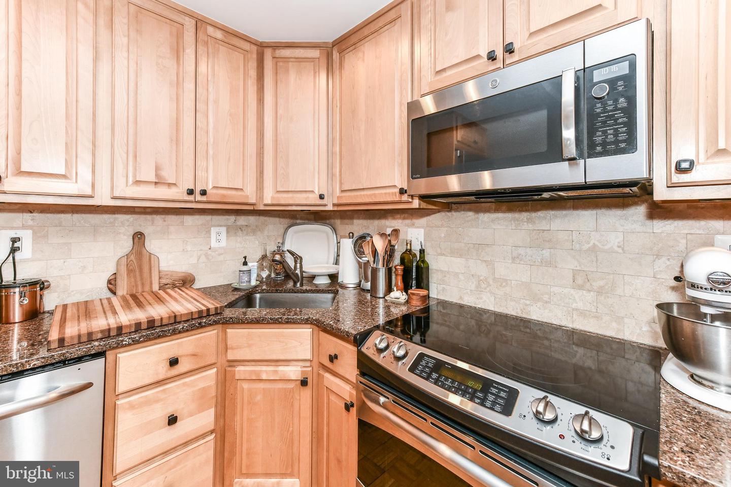322 Saint Asaph STREET N Unit: 322