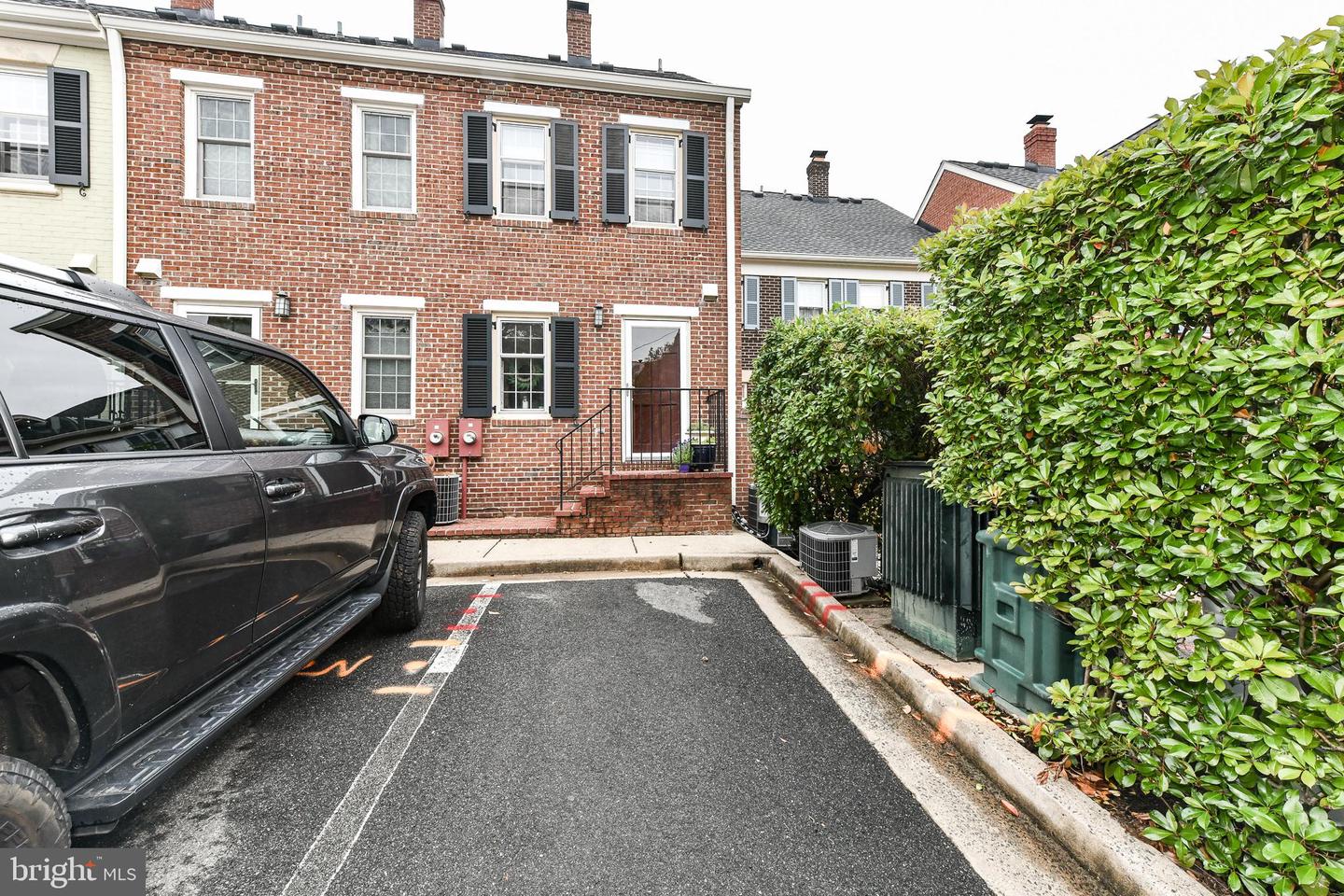 322 Saint Asaph STREET N Unit: 322