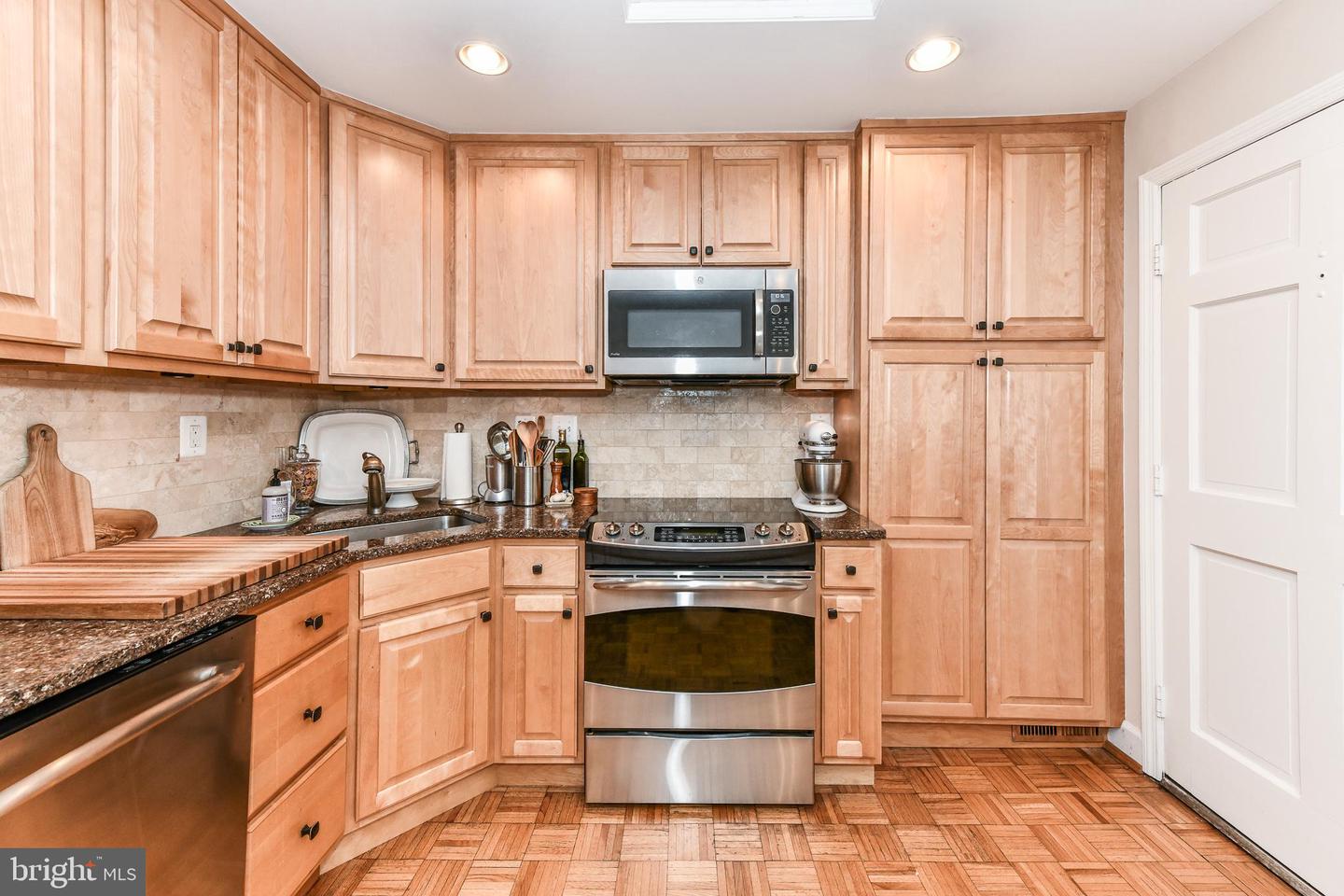 322 Saint Asaph STREET N Unit: 322