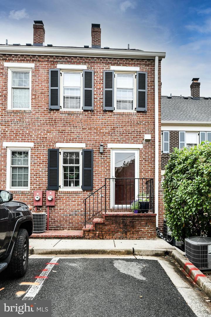 322 Saint Asaph STREET N Unit: 322