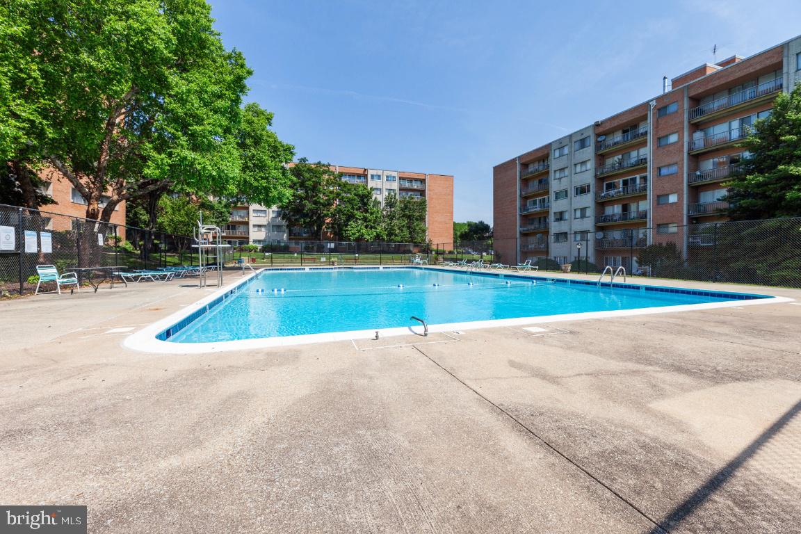 5801 Quantrell AVENUE Unit: 310