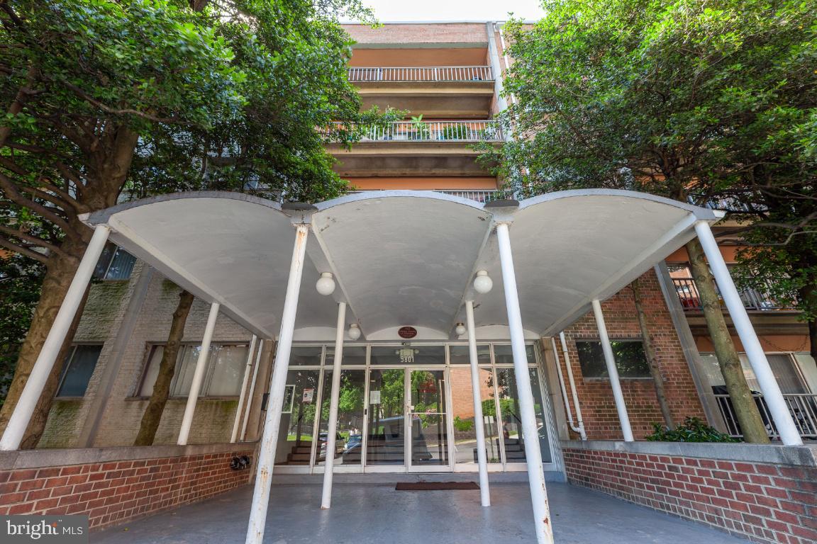5801 Quantrell AVENUE Unit: 310