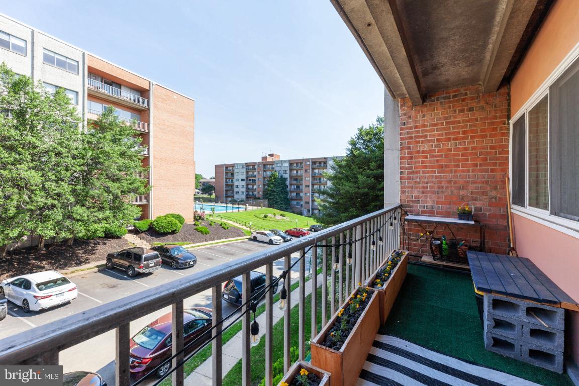 5801 Quantrell AVENUE Unit: 310