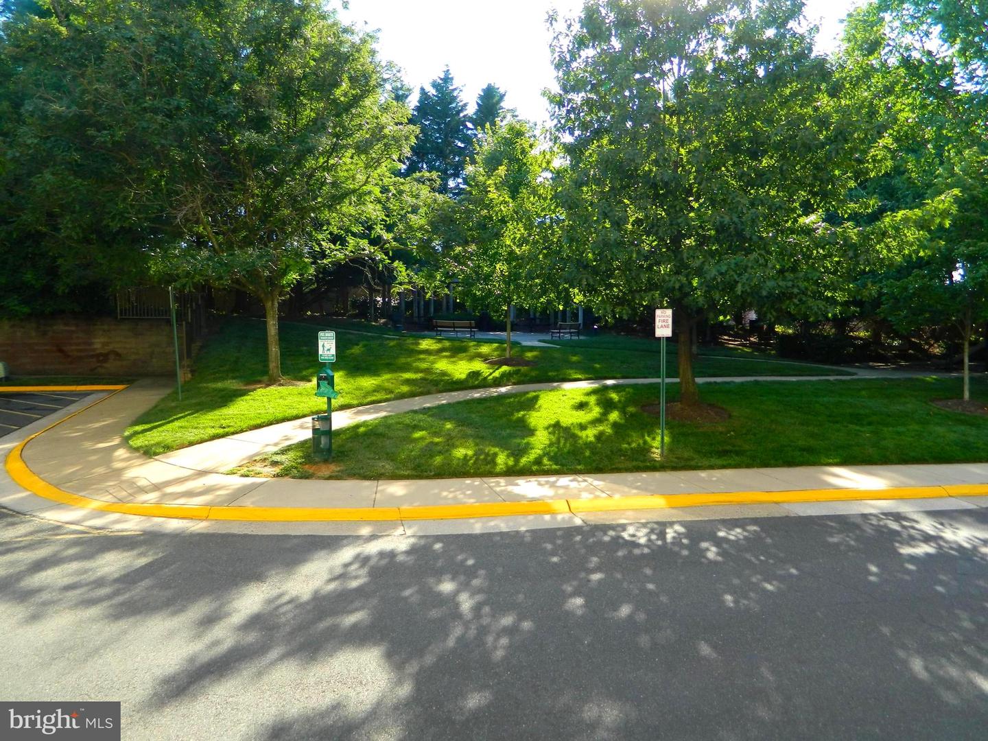 4862 Eisenhower AVENUE Unit: 160