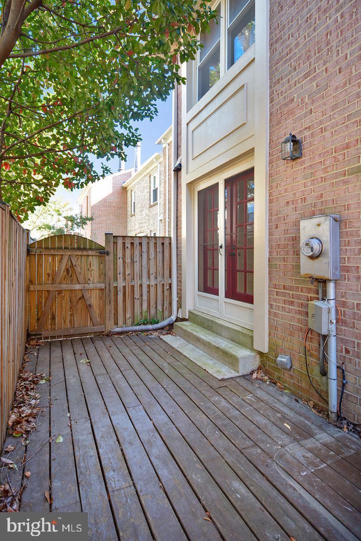 1343 Chetworth COURT