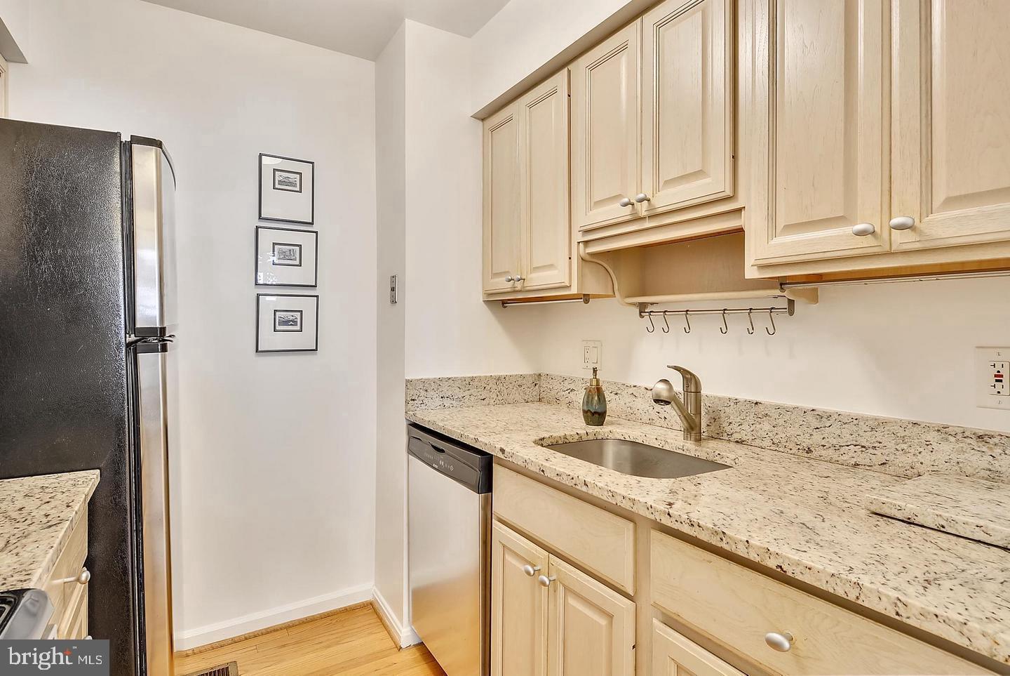 1343 Chetworth COURT