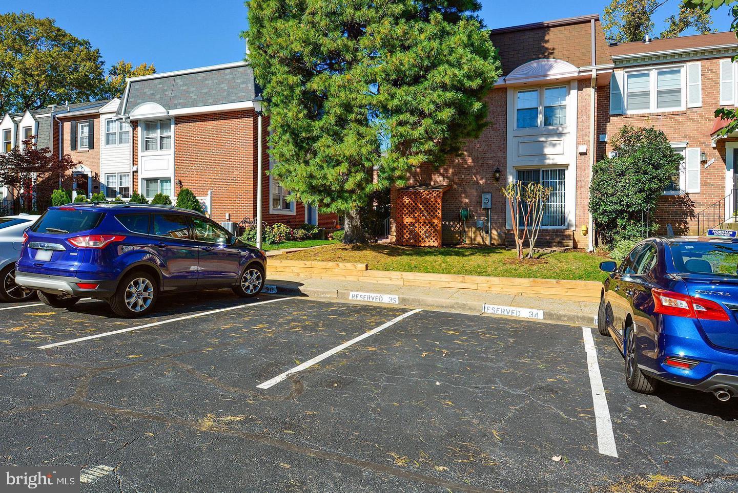 1343 Chetworth COURT