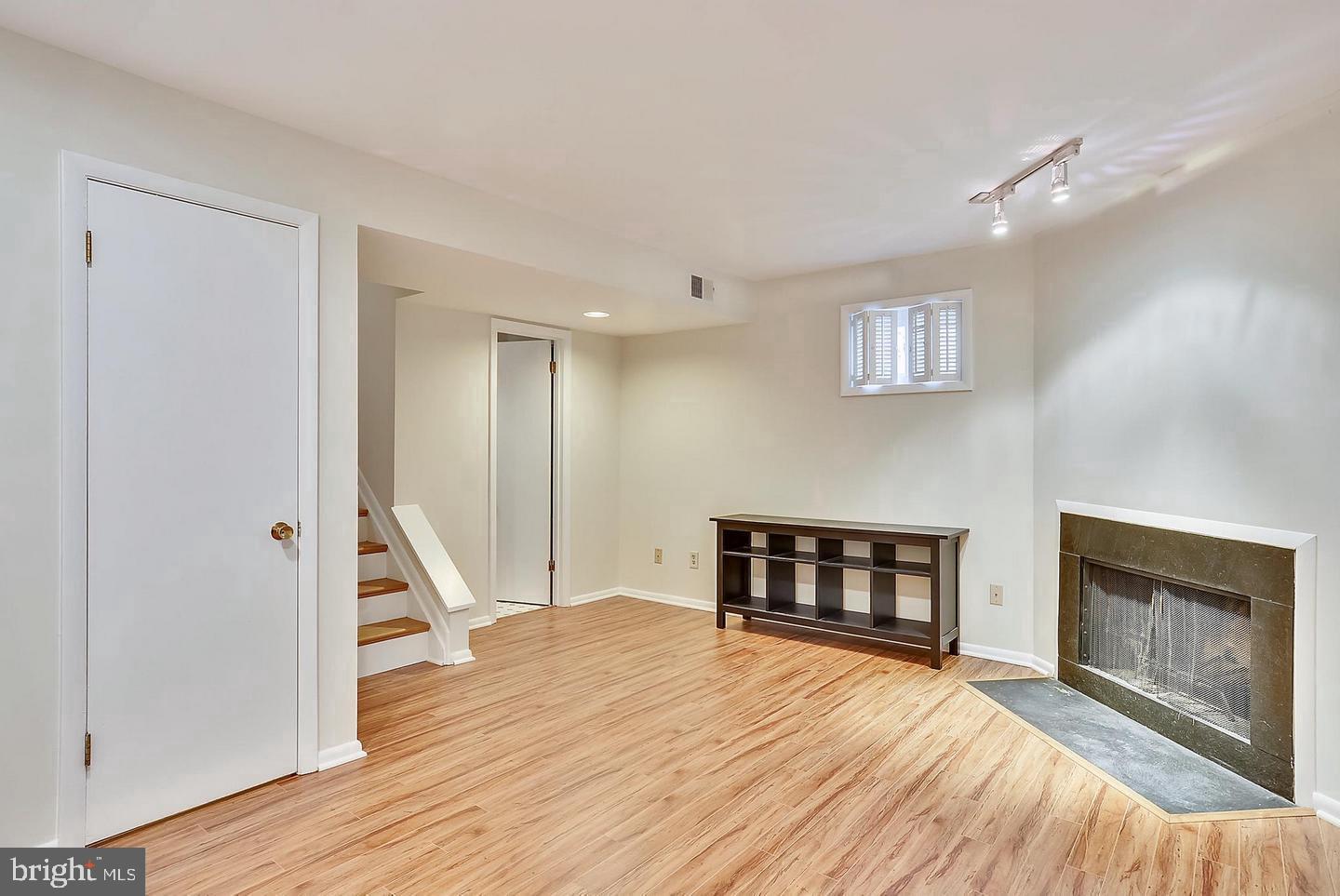 1343 Chetworth COURT