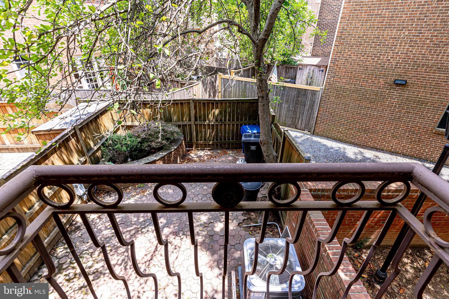 818 Bashford LANE