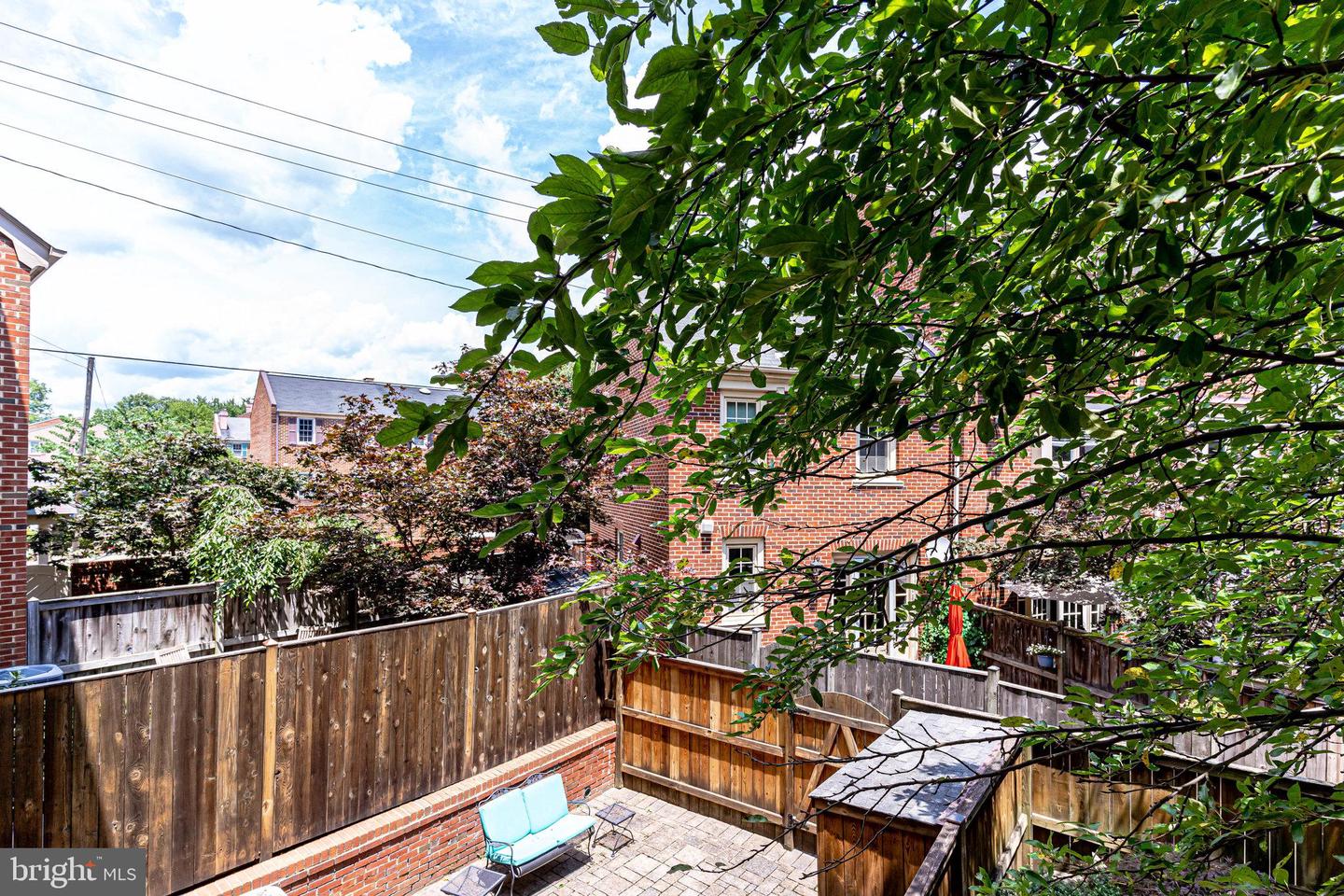 818 Bashford LANE
