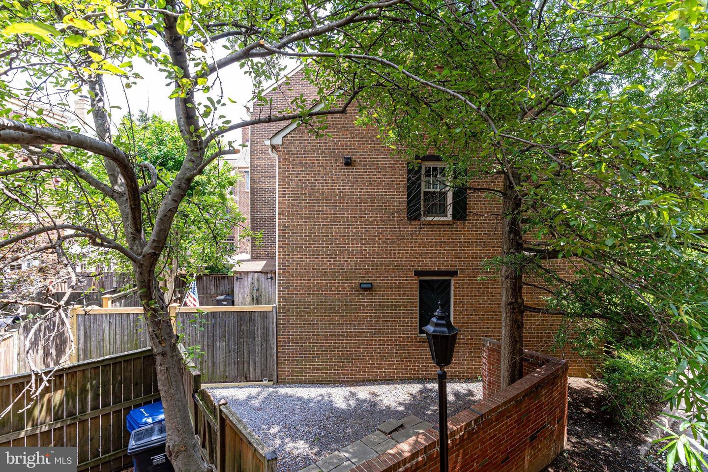818 Bashford LANE
