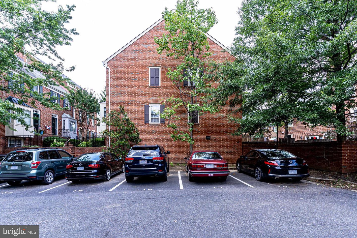 818 Bashford LANE
