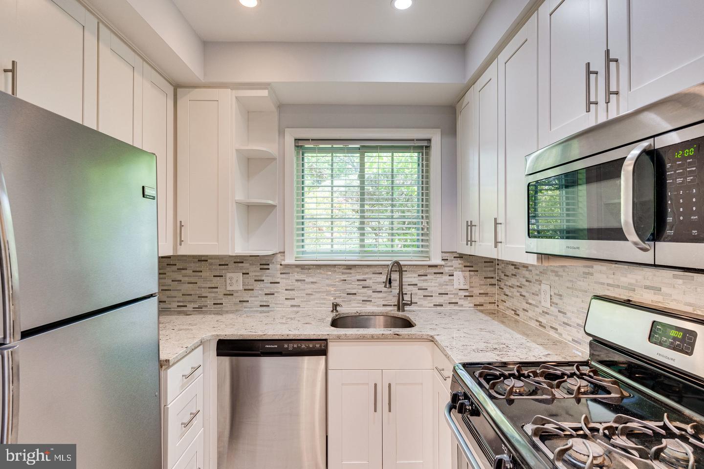 3234 Gunston ROAD