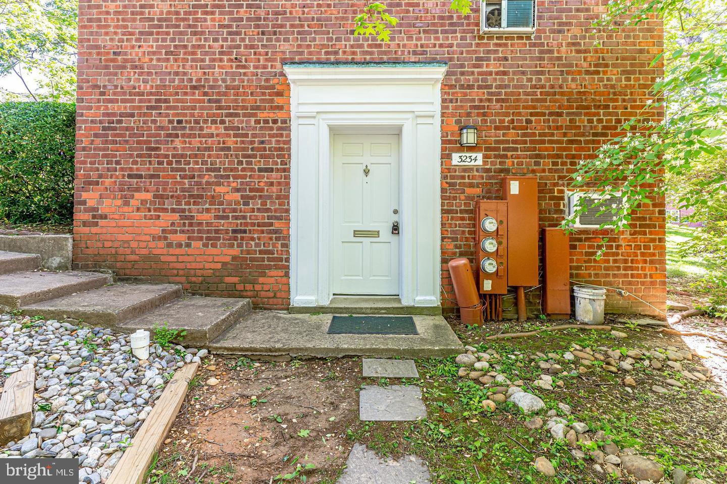 3234 Gunston ROAD