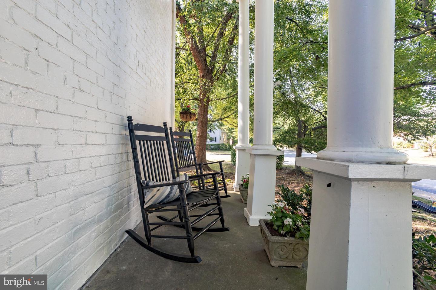 3425 Martha Custis DRIVE