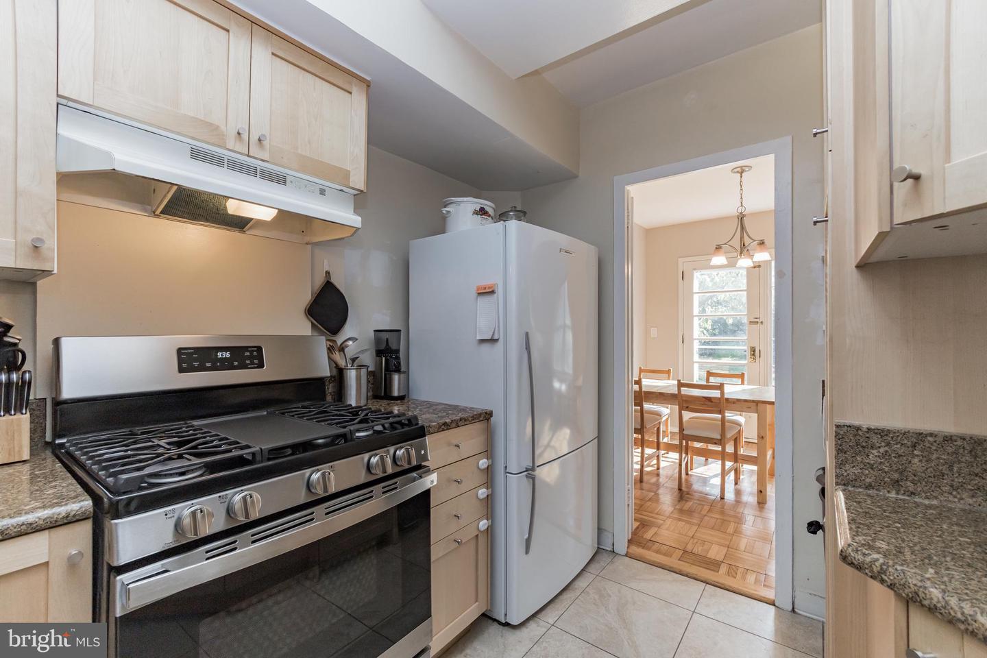 3425 Martha Custis DRIVE
