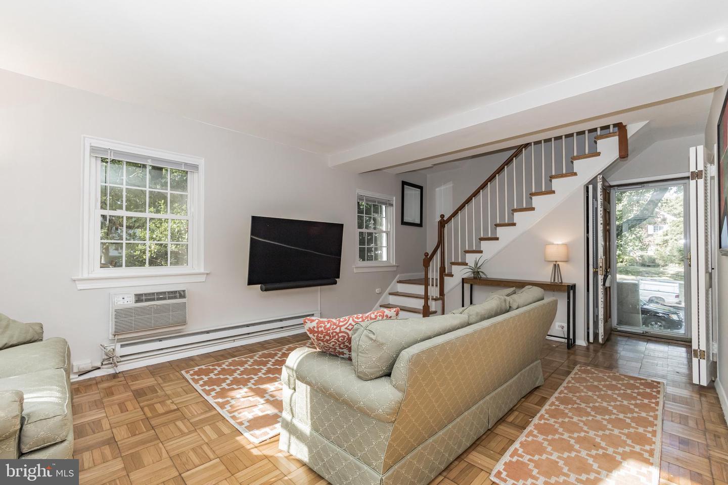 3425 Martha Custis DRIVE