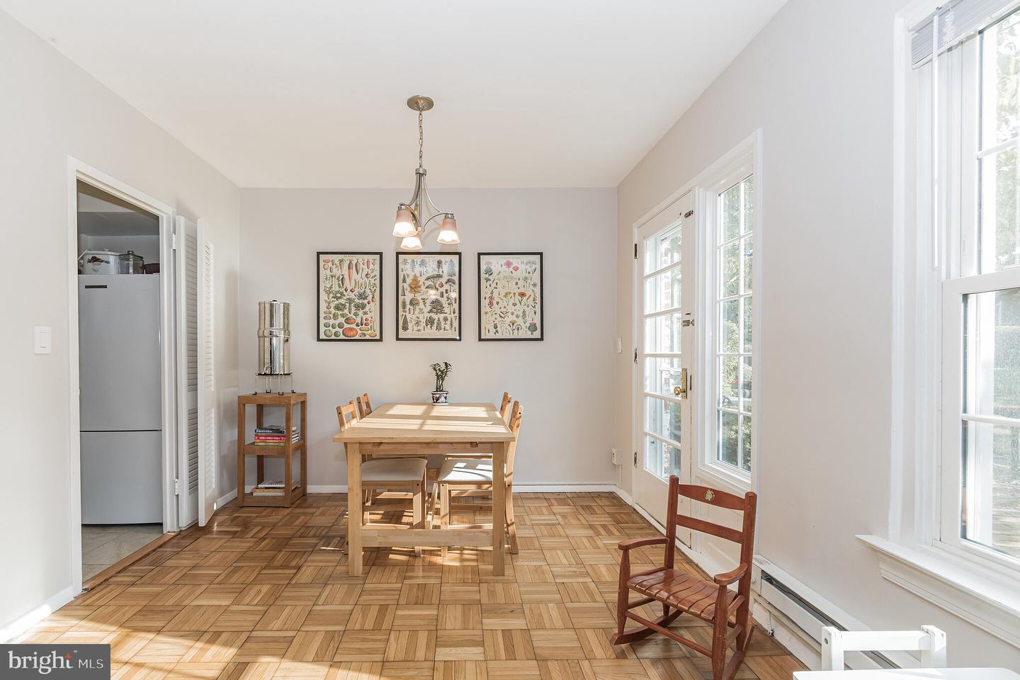 3425 Martha Custis DRIVE