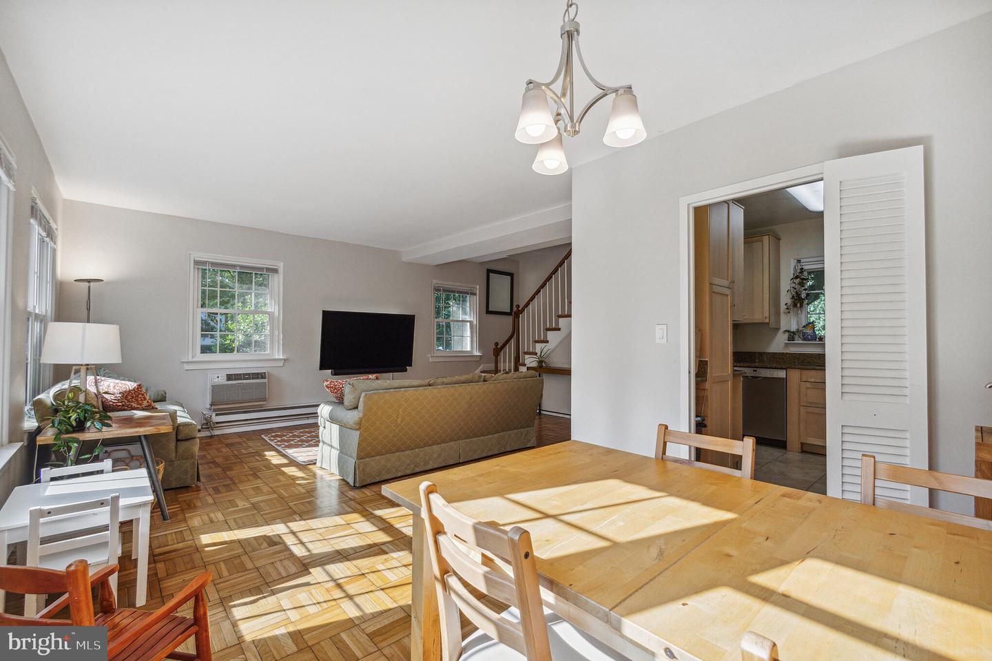 3425 Martha Custis DRIVE