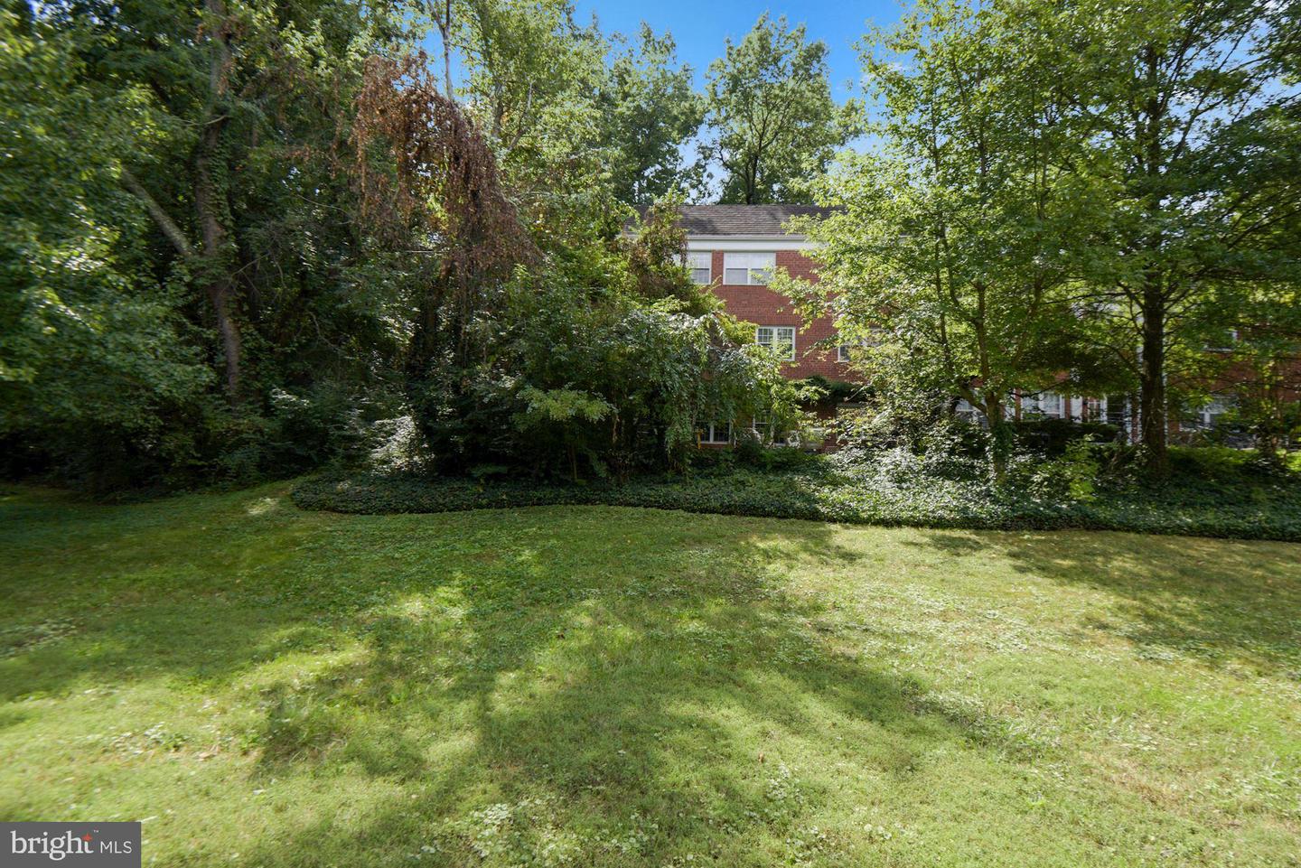3325 Martha Custis DRIVE