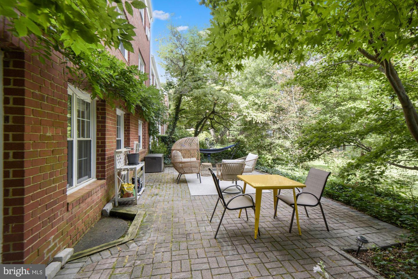 3325 Martha Custis DRIVE