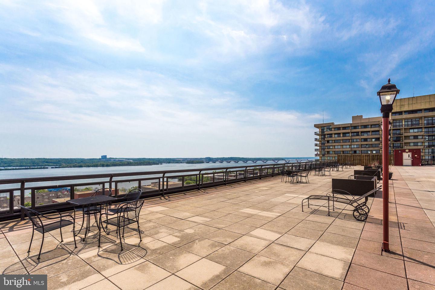 801 N Pitt STREET Unit: 311