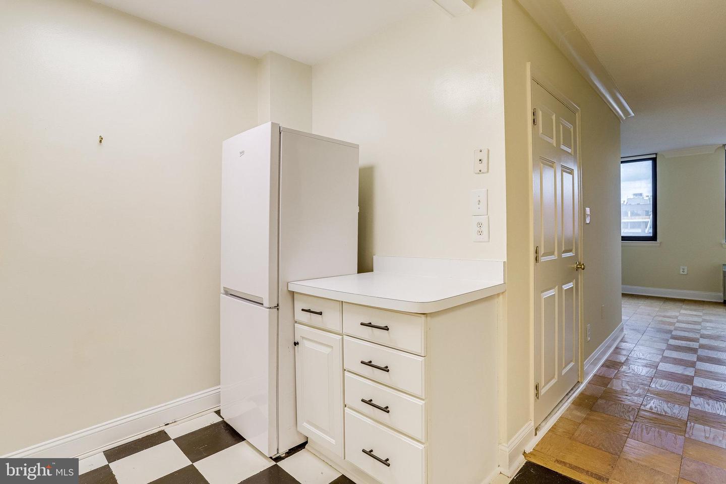 801 N Pitt STREET Unit: 311