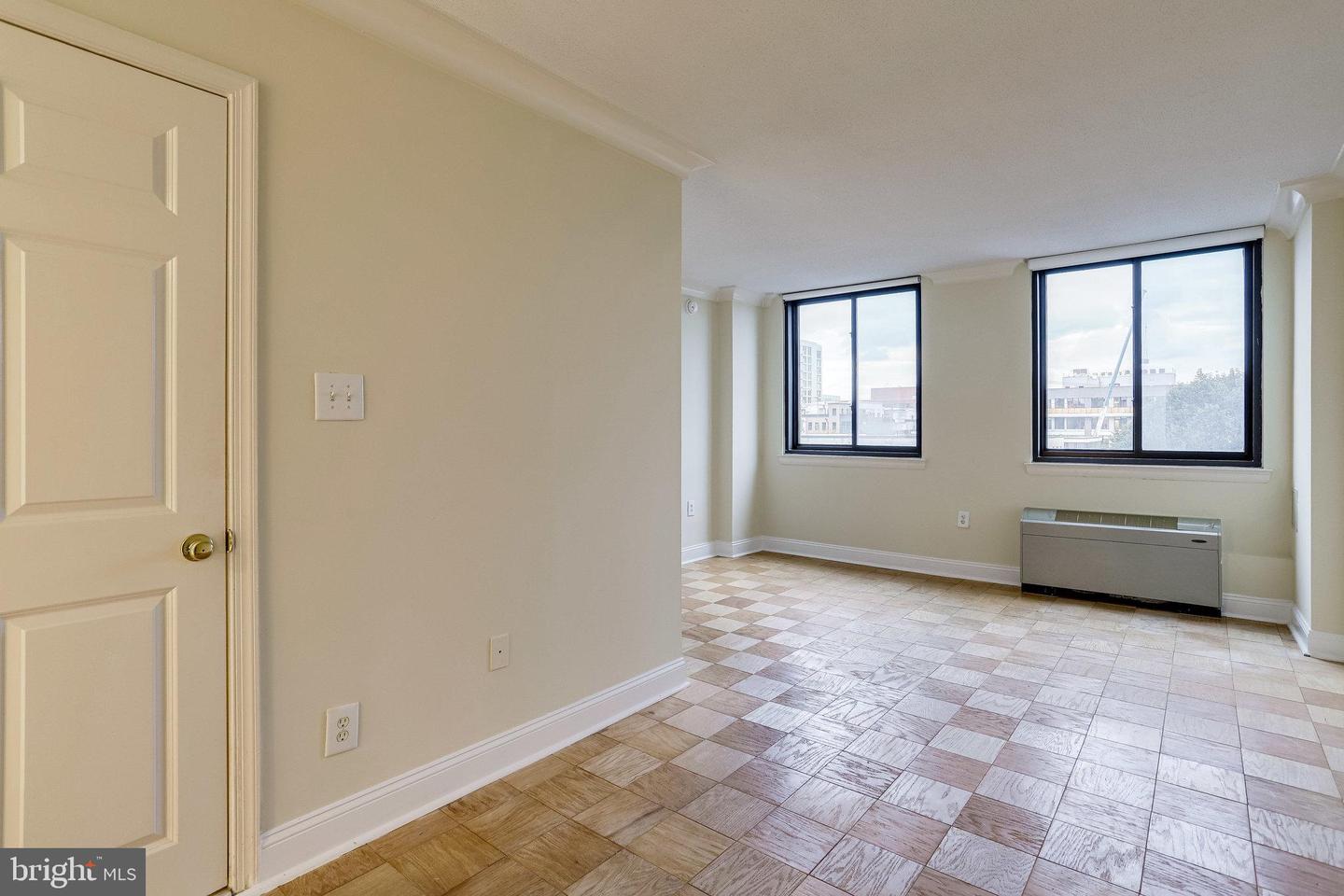 801 N Pitt STREET Unit: 311