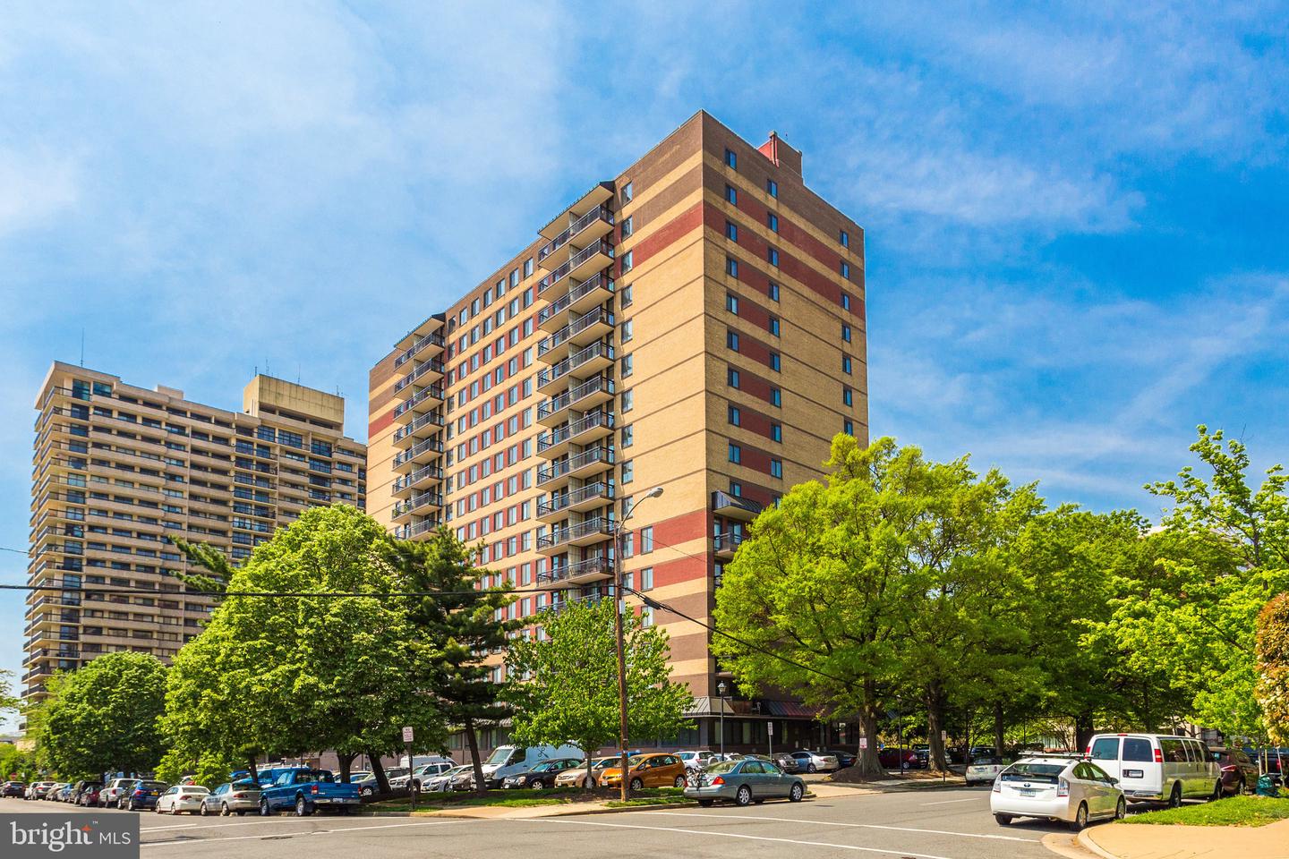 801 N Pitt STREET Unit: 311