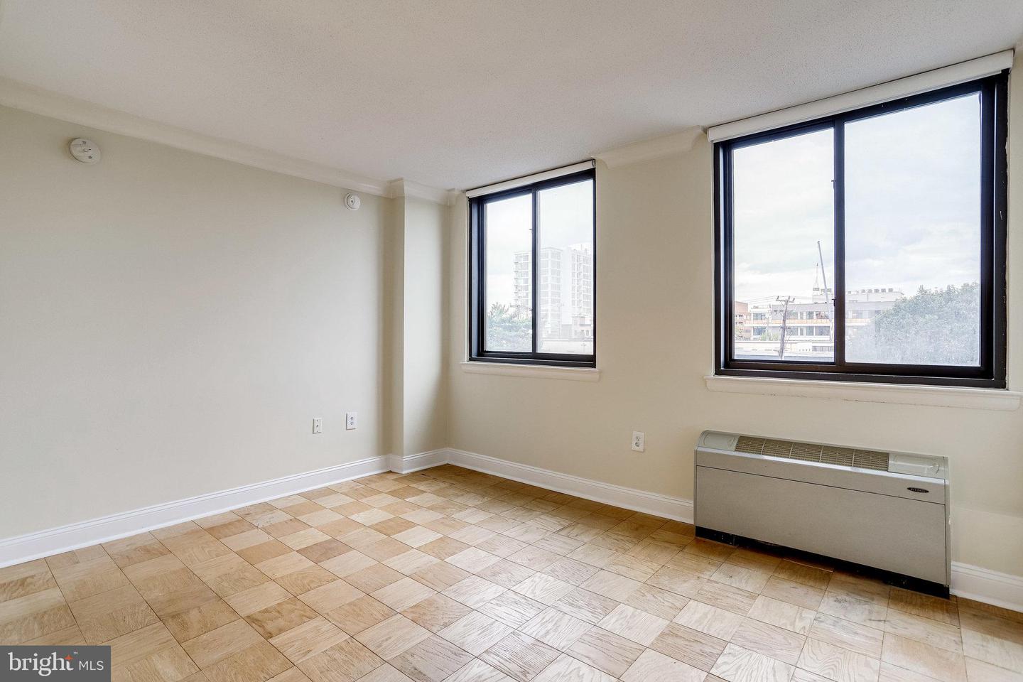 801 N Pitt STREET Unit: 311