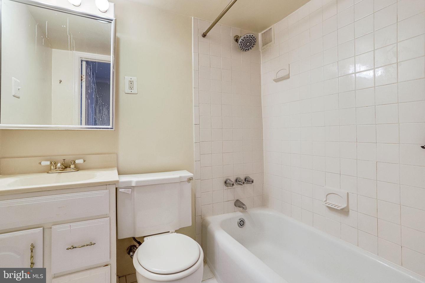 801 N Pitt STREET Unit: 311